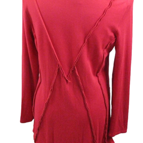 True Essence Red Exposed Seams Tunic Size Medium - Picture 4 of 6